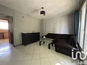 Apartment at Noisy-le-Grand (93160)
