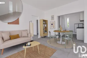 Apartment at Saint-Rémy-lès-Chevreuse (78470)