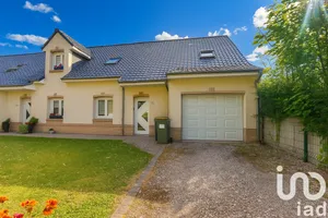 Traditional house at Ferfay (62260)