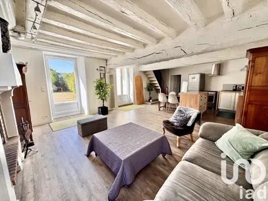 House at Loire-Authion (49800)