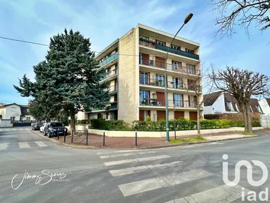 Apartment at Saint-Maur-des-Fossés (94100)