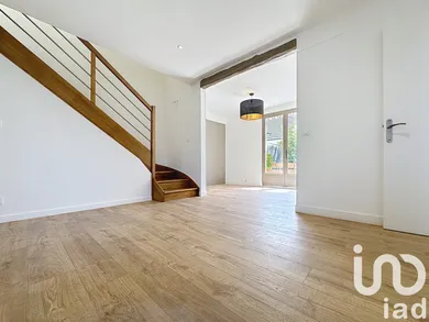 House at Dammarie-les-Lys (77190)