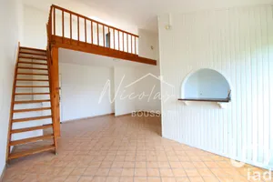 Duplex at Le Plessis-Belleville (60330)