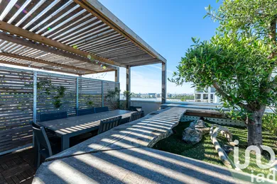 Triplex à Bordeaux (33100)