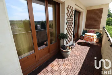 Apartment at Avon (77210)