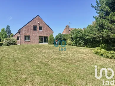 Architectural house at Maulde (59158)