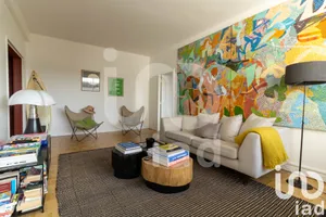 Apartment at Neuilly-sur-Seine (92200)