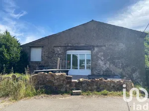 Maison de campagne à Champis (07440)