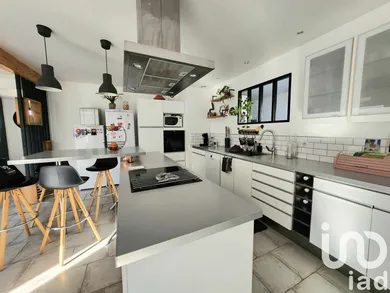 House in Naintré (86530)