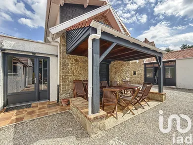 Lodge in La Capelle-lès-Boulogne (62360)