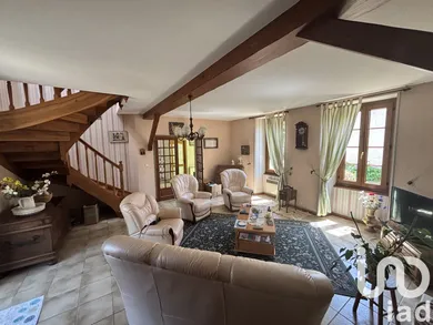 Maison traditionnelle à Mirambeau (17150)