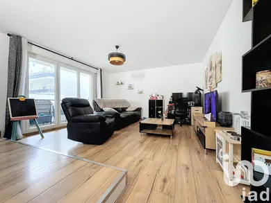 Apartment in Chilly-Mazarin (91380)