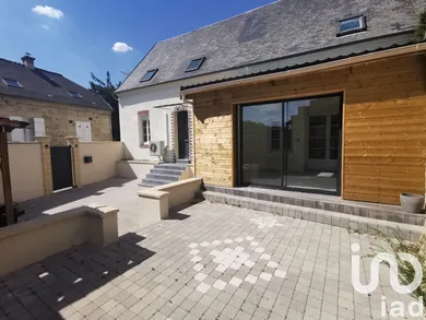 Traditional house at Montigny-Lengrain (02290)