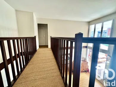 Duplex in Courbevoie (92400)