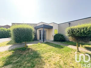 Building at raches (59194)