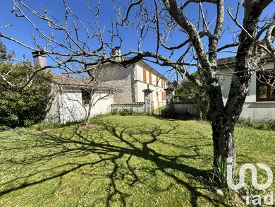 Maison traditionnelle à Mirambeau (17150)
