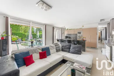 House at Sauverny (01220)