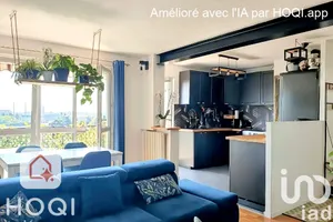 Apartment at Fresnes (94260)