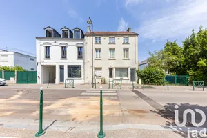 Apartment at Rueil-Malmaison (92500)