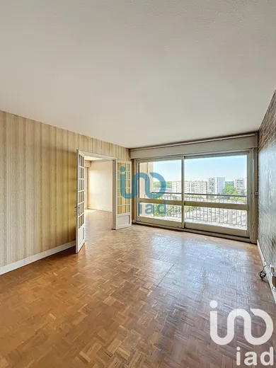 Apartment at Le Mée-sur-Seine (77350)