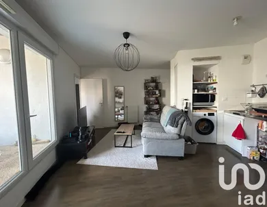 Apartment at Les Ponts-de-Cé (49130)