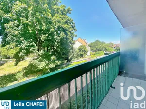 Apartment at Longjumeau (91160)