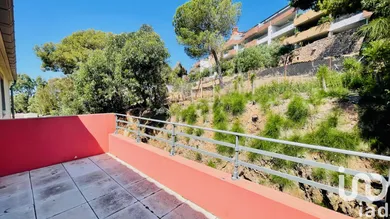 Apartment in La Londe-les-Maures (83250)