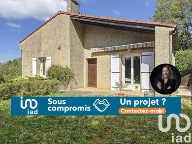 House at Montmeyran (26120)