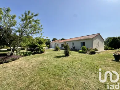 House in Azay-sur-Thouet (79130)