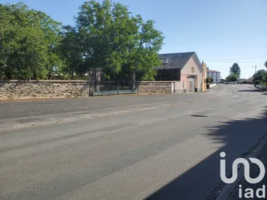 House at La Châtaigneraie (85120)