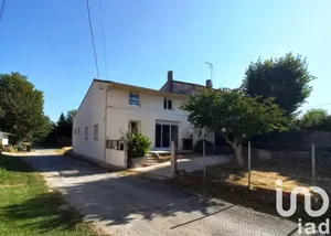 Maison de village à Sainte-Terre (33350)