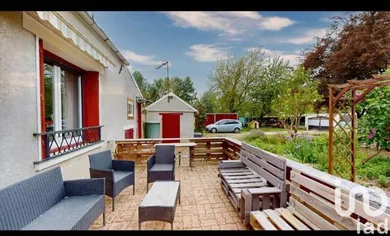 Maison de village à Barbey (77130)