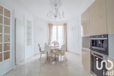 Apartment at Paris (75010) — 6/22