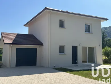 Traditional house at Saint-Étienne-de-Crossey (38960)
