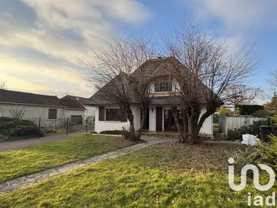 House at Sainte-Geneviève-des-Bois (91700)