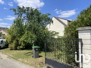 Building plot at Saint-Germain-lès-Arpajon (91180)