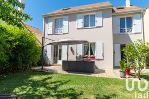 Maison à Villepreux (78450)