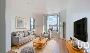 Apartment at Charenton-le-Pont (94220)