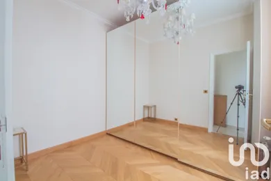 Apartment at Paris (75010) — 17/22