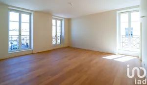 Apartment at Saint-Germain-en-Laye (78100)