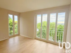 Apartment at Sucy-en-Brie (94370)