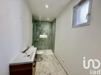 Building at Épernay (51200)