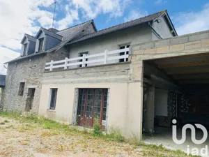 Maison de campagne à Saint-M'Hervé (35500)