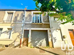 Building at Cosne-Cours-sur-Loire (58200)