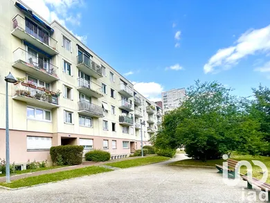 Apartment at Asnières-sur-Seine (92600)
