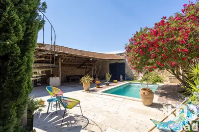 Mas à Fontvieille (13990)