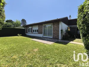 House at Fosses (95470)