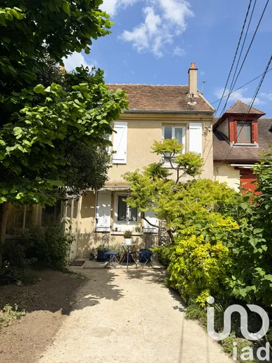 House at Grigny (91350)