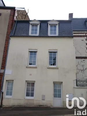 Maison de ville à Coutances (50200)