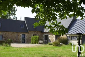 Longere at Kermaria-Sulard (22450)